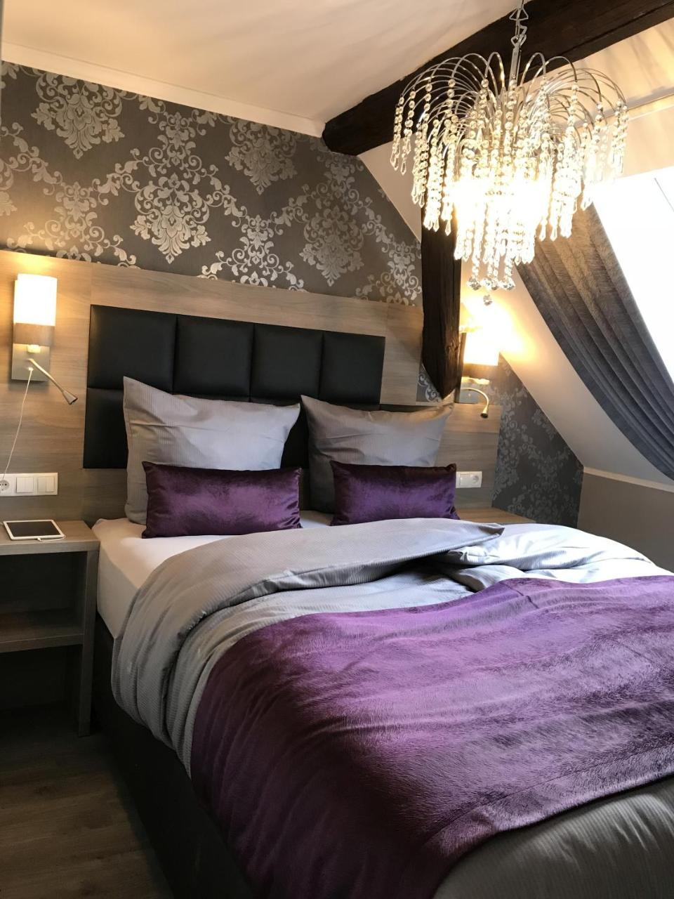 Apartmenthaus Burgenheimat In Rhens Bei Koblenz Экстерьер фото