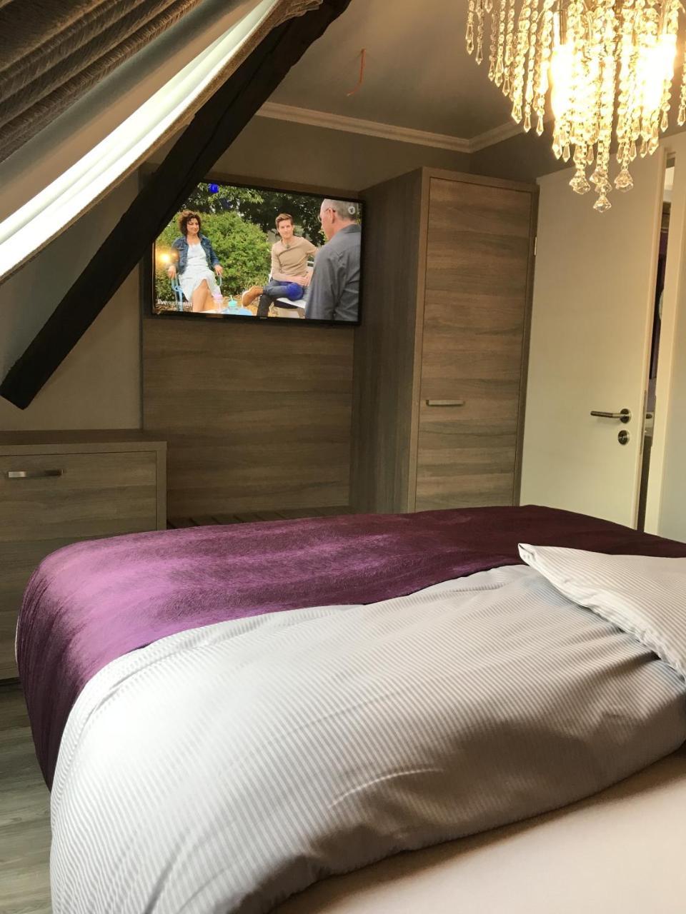 Apartmenthaus Burgenheimat In Rhens Bei Koblenz Экстерьер фото